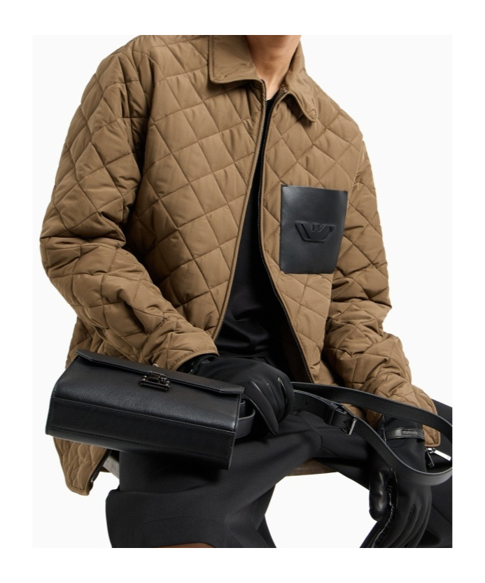 EMPORIO ARMANI LOGO-EMBOSSED QUILTED JACKET