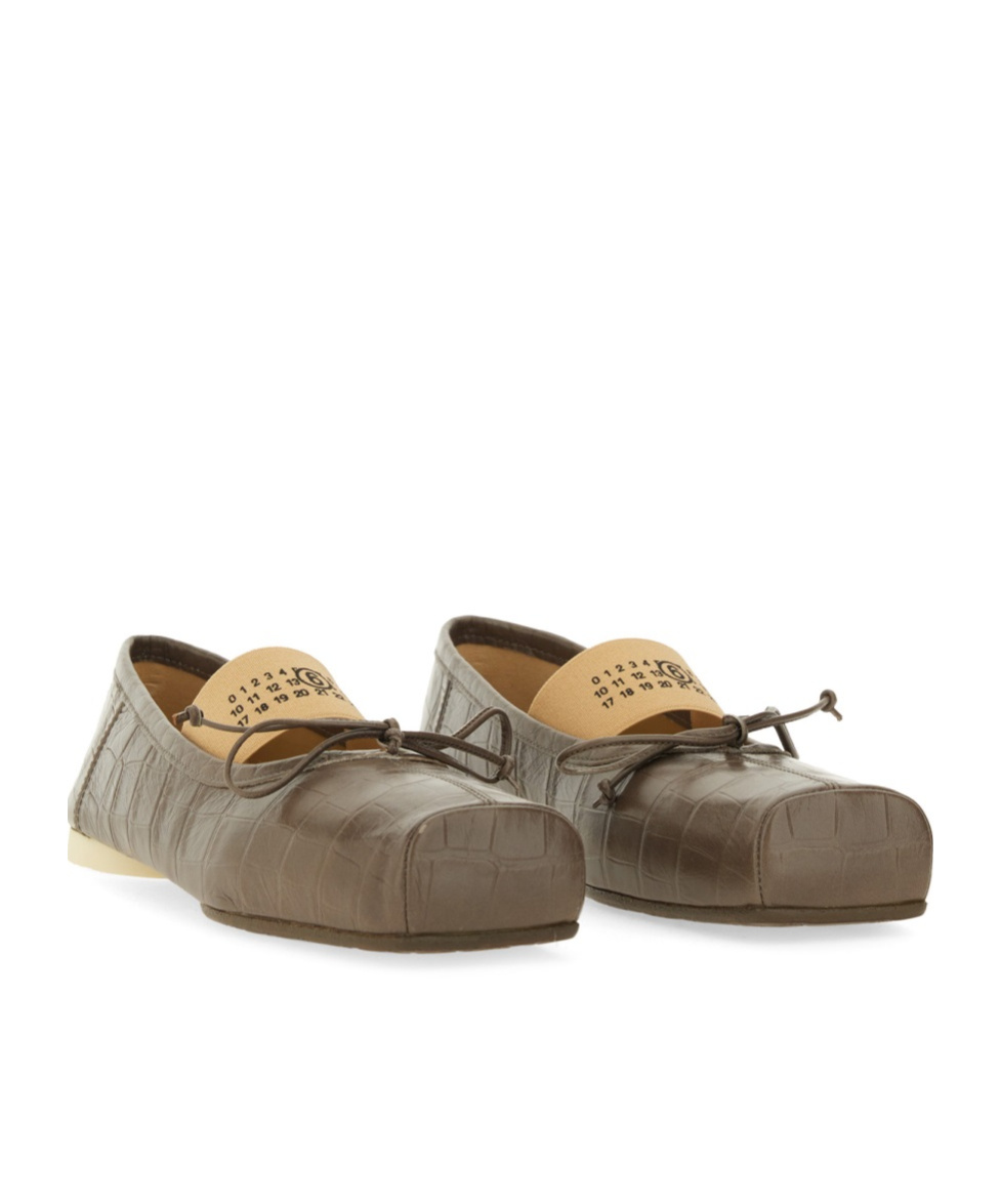 Mm6 Maison Margiela Crocodile-effect Leather Ballerina In Brown