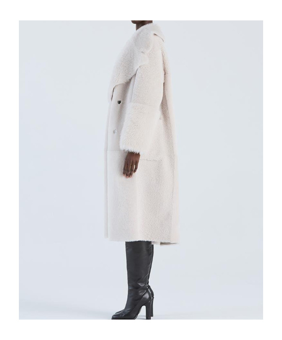 Desa 1972 Robe Coat In White