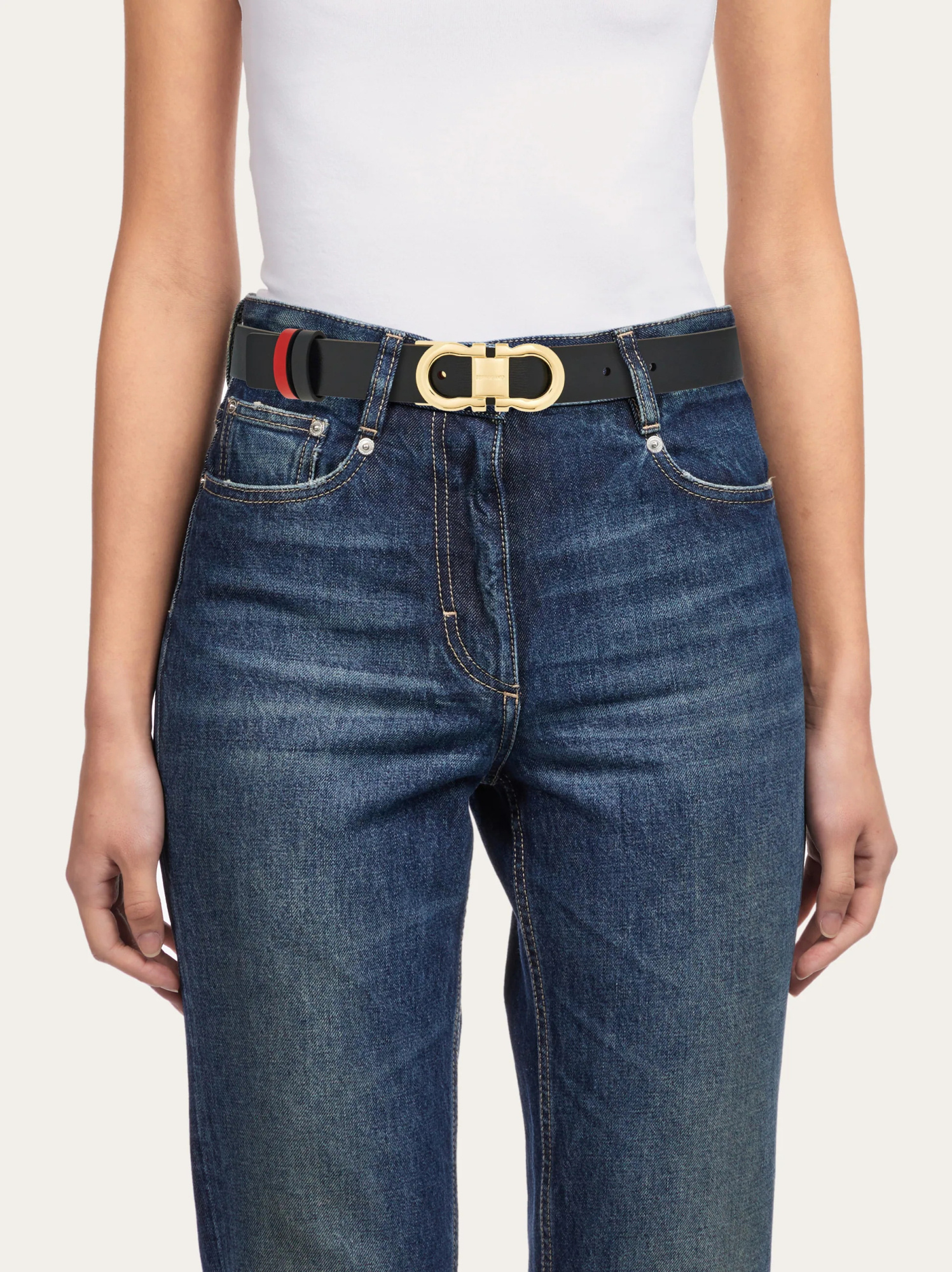 Ferragamo Smooth Leather Reversible Gancini Belt In Black