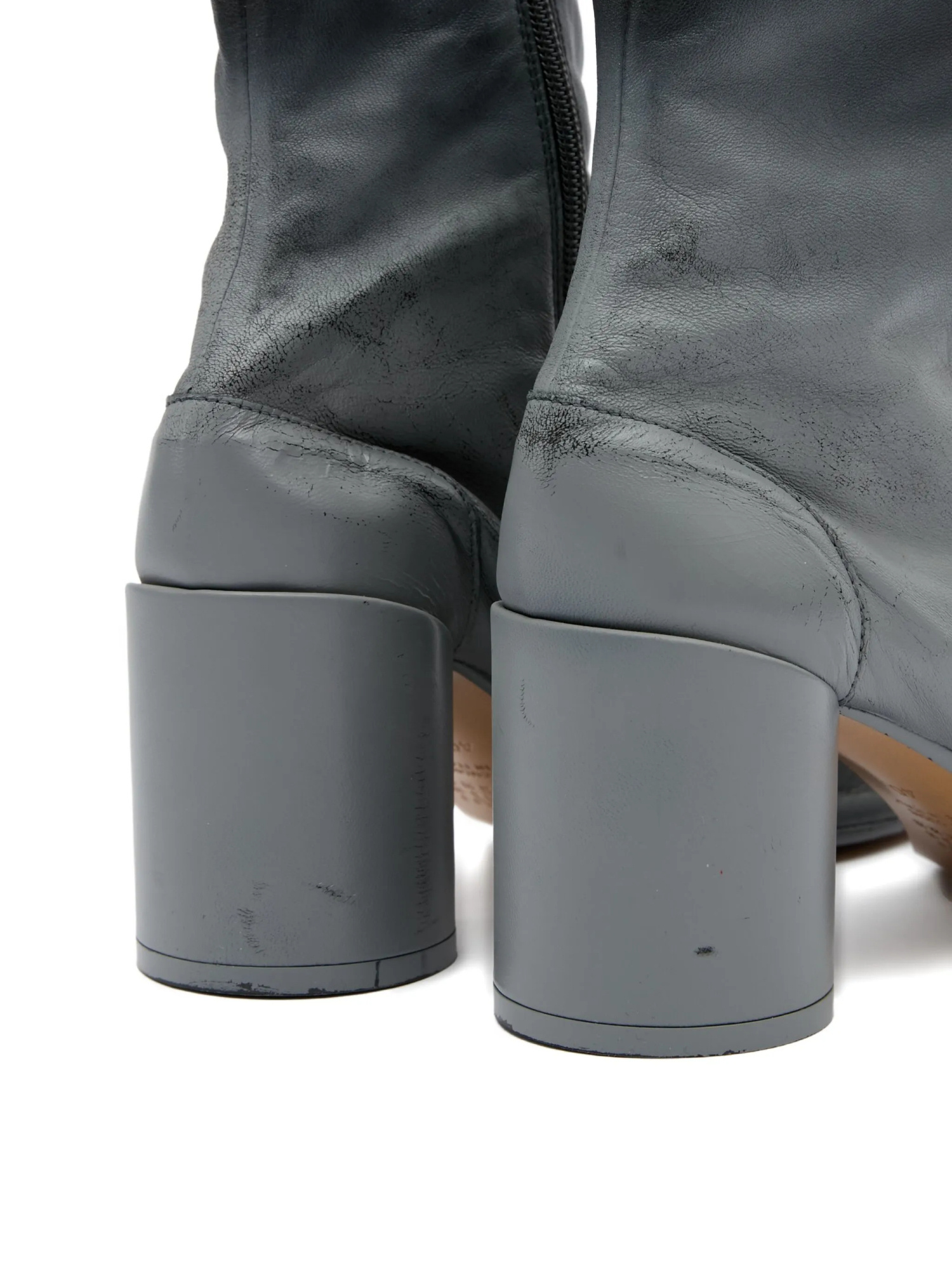 Mm6 Maison Margiela Stylish Block Heel Leather Ankle Boots In Gray