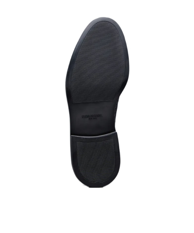 Thom Browne Pebbled Longwing Brogues In Black
