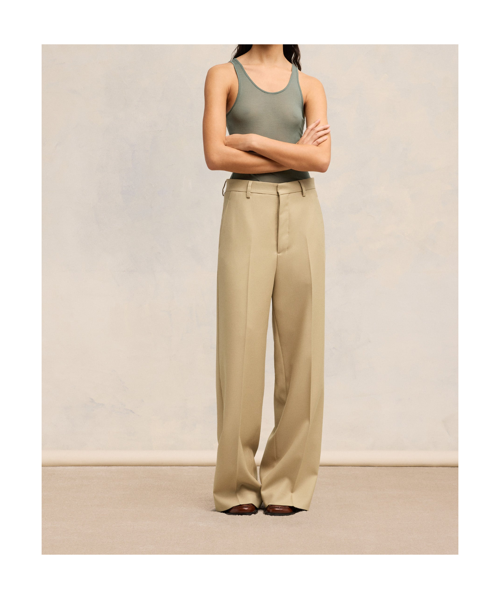 Ami Alexandre Mattiussi Belt-loop Casual Pants In Nude