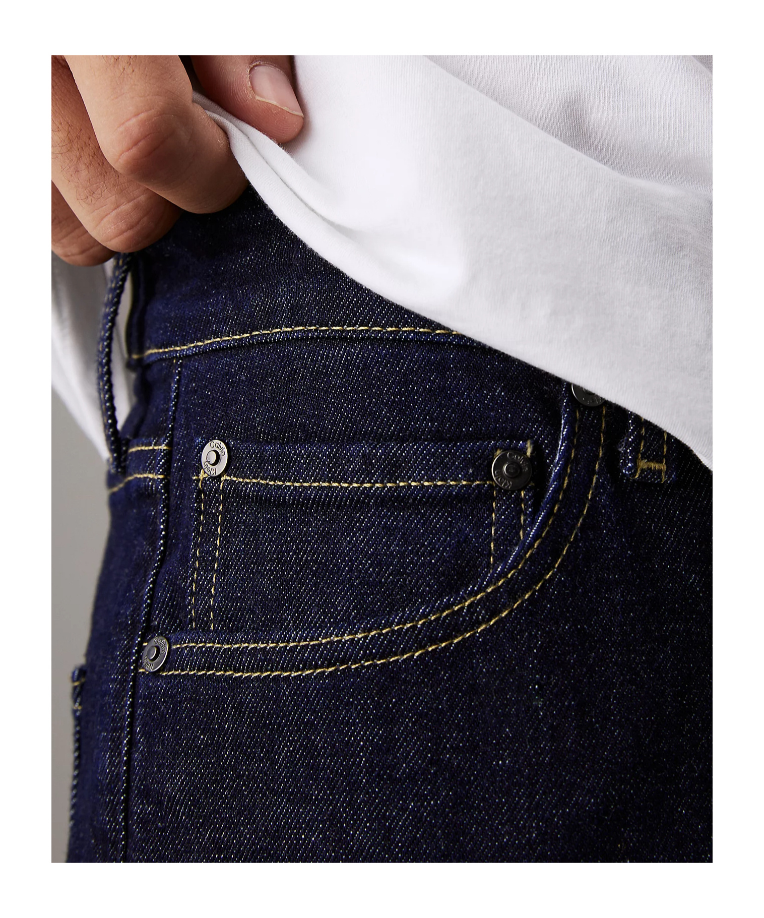 Calvin Klein Tapered Jeans In Black