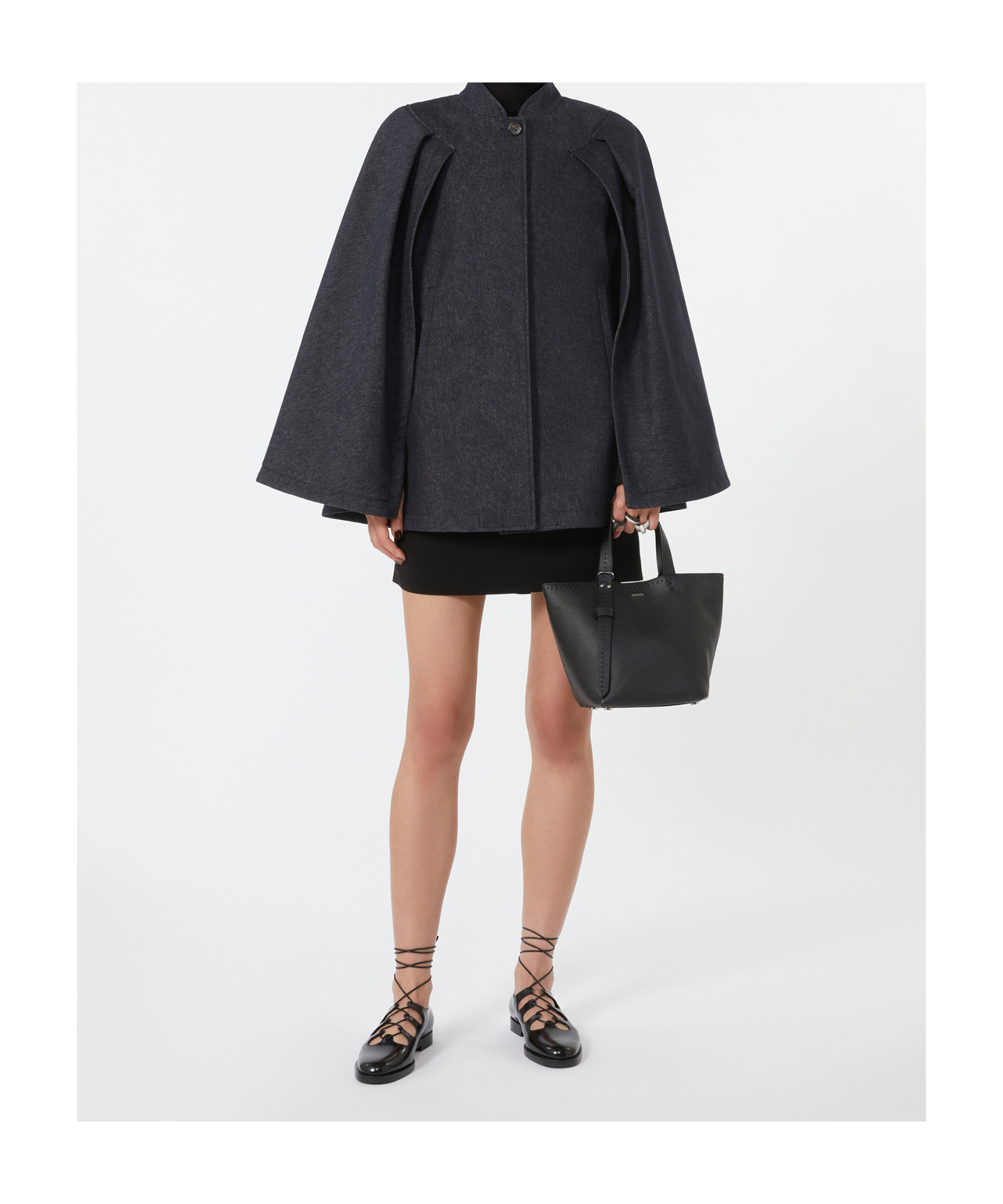 Max Mara Extra-small Leather Archetipo Bag In Black