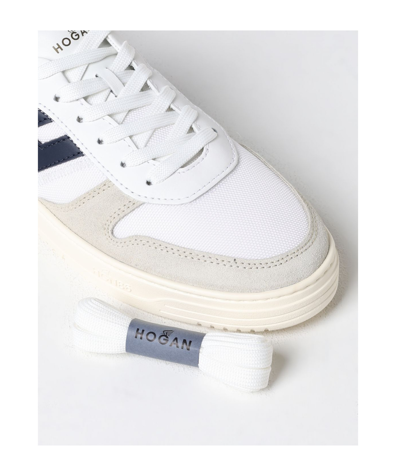 Hogan H630 Logo Patch Lace-up Sneakers Sneakers In White