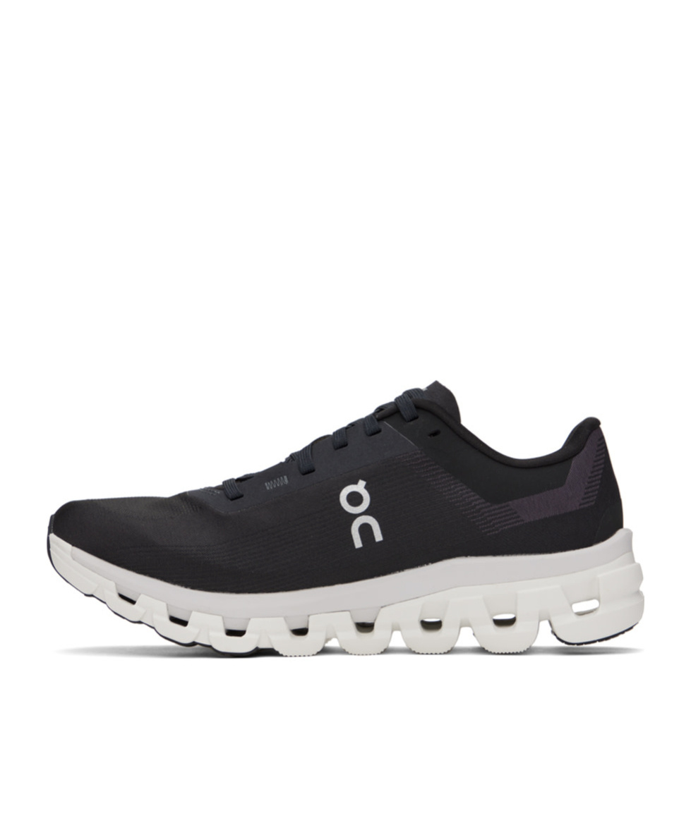 On Running Cloudflow 4 Sneakers In Black