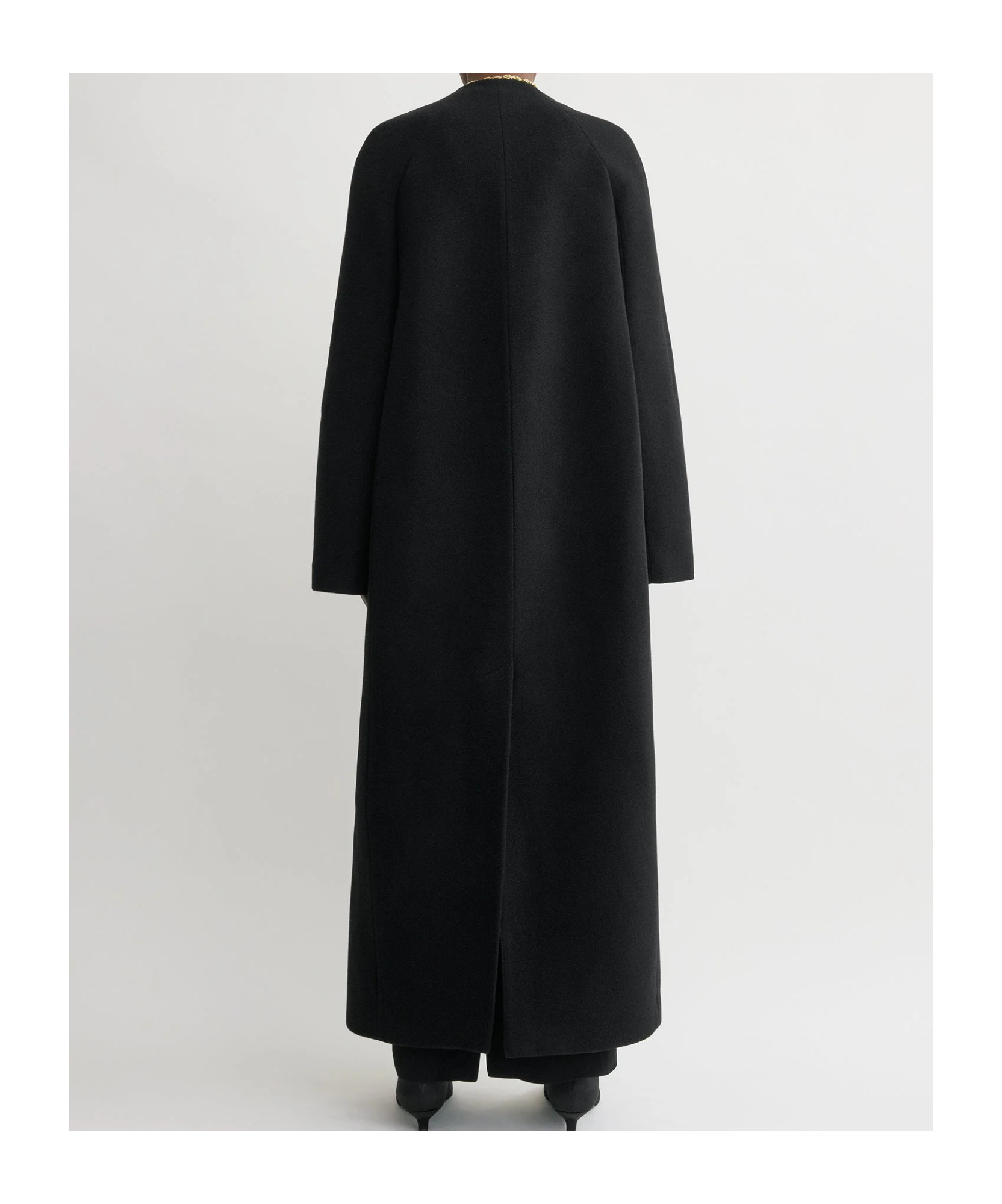 Totême Flared Sleeve Coat In Black