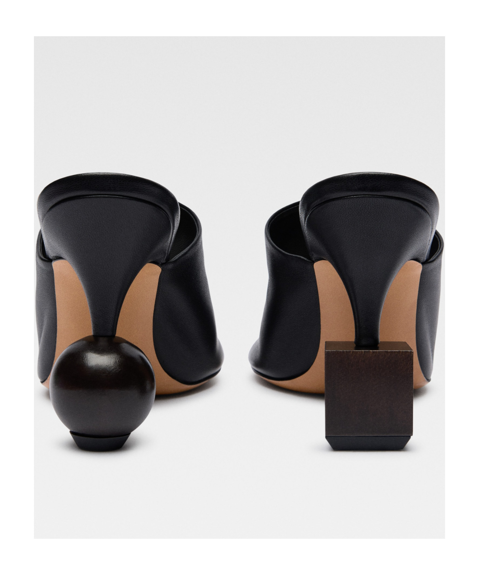 Jacquemus Mule With Geometric Heel In Black