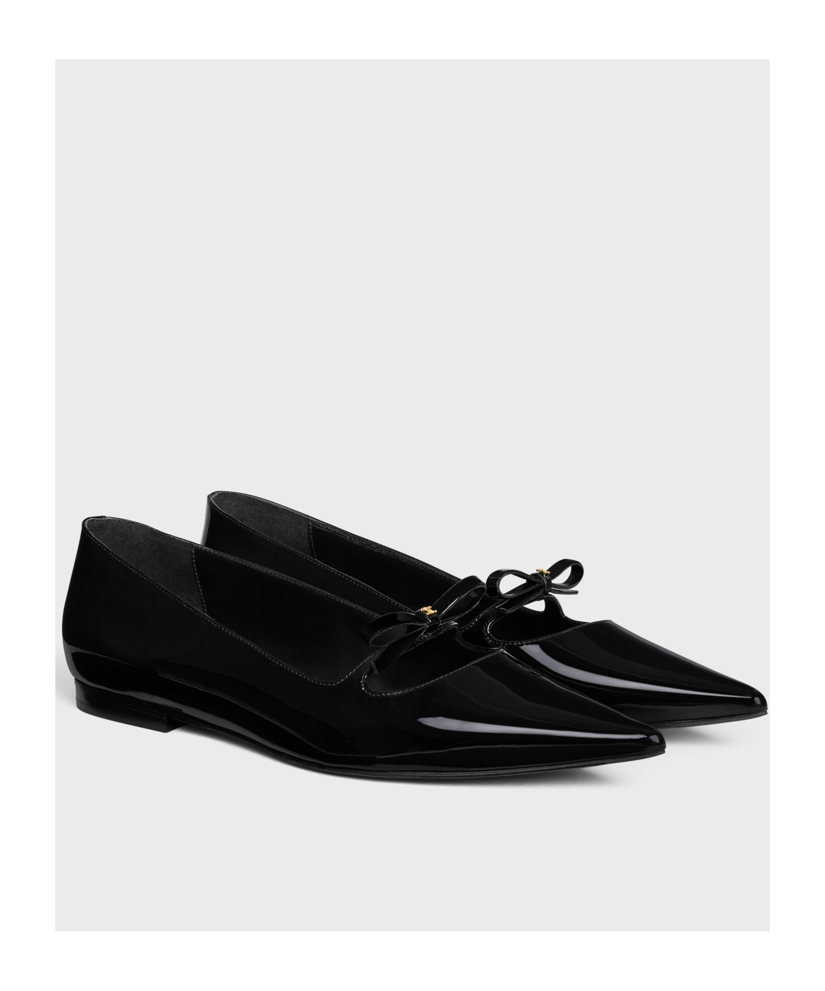 Celine Suzy Pointed Flat Shoes In Black