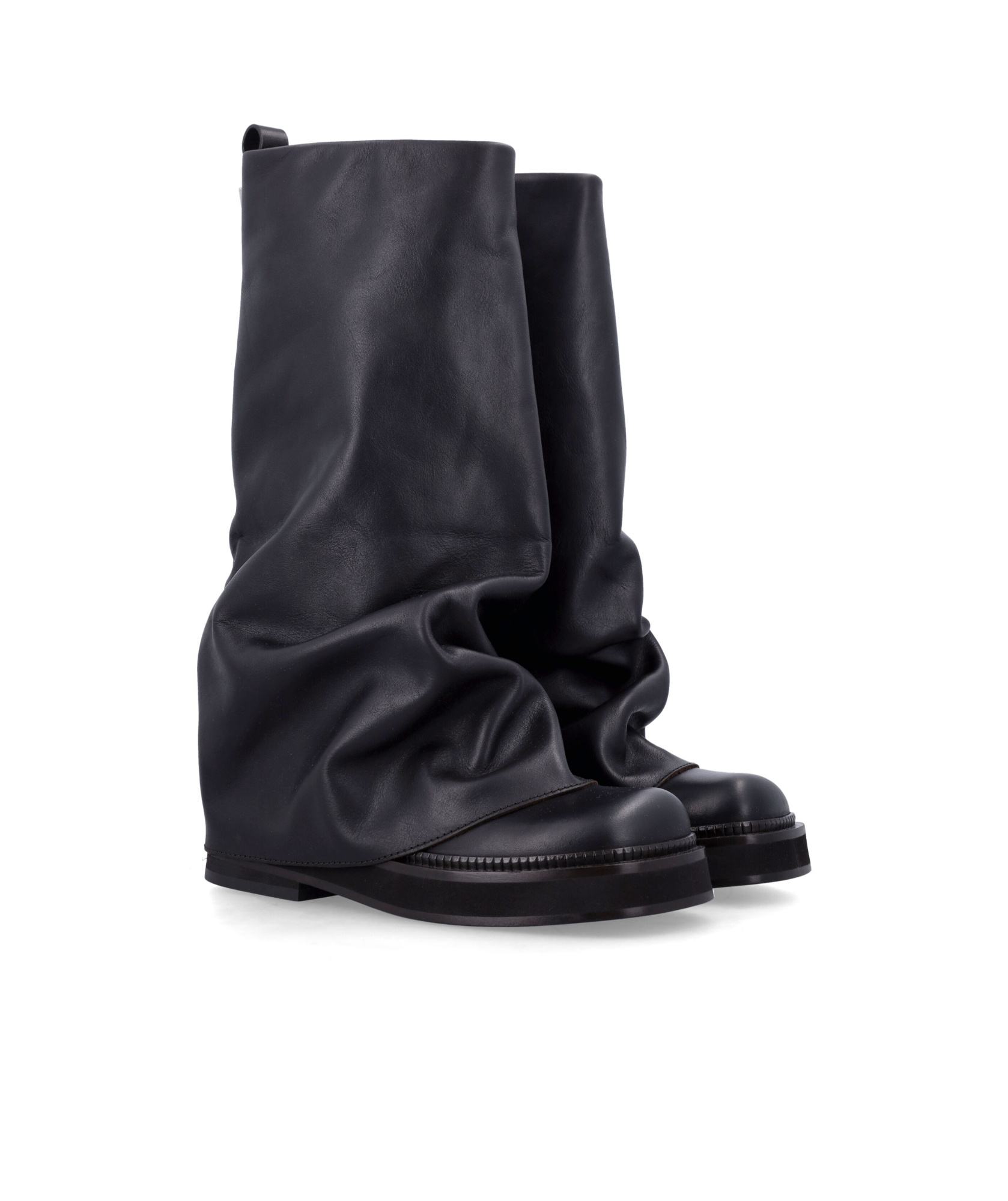 Attico Stylish Combat Boots With Square Toe Design In Black