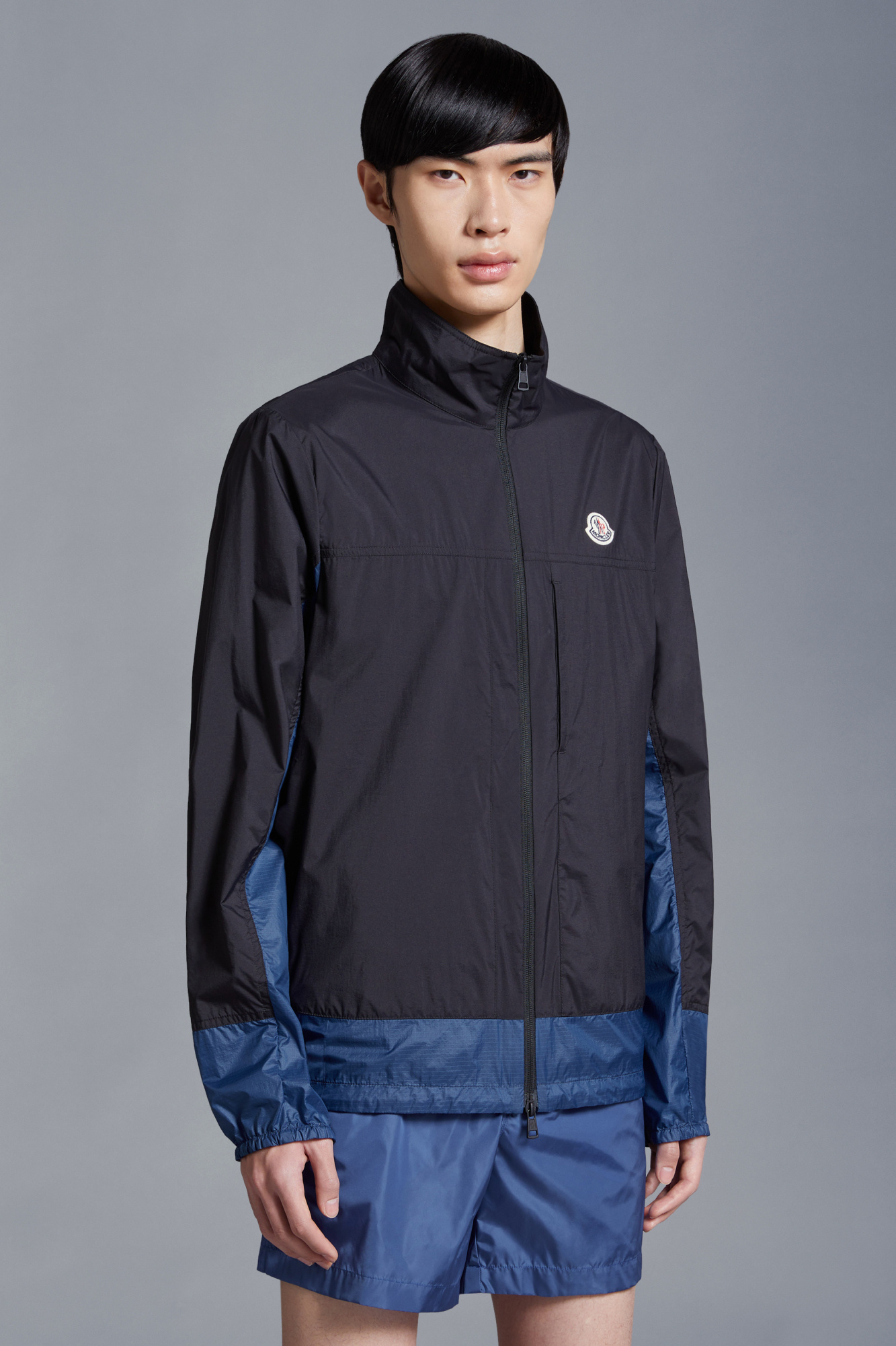 Moncler Long-sleeved Casual Jacket In Black