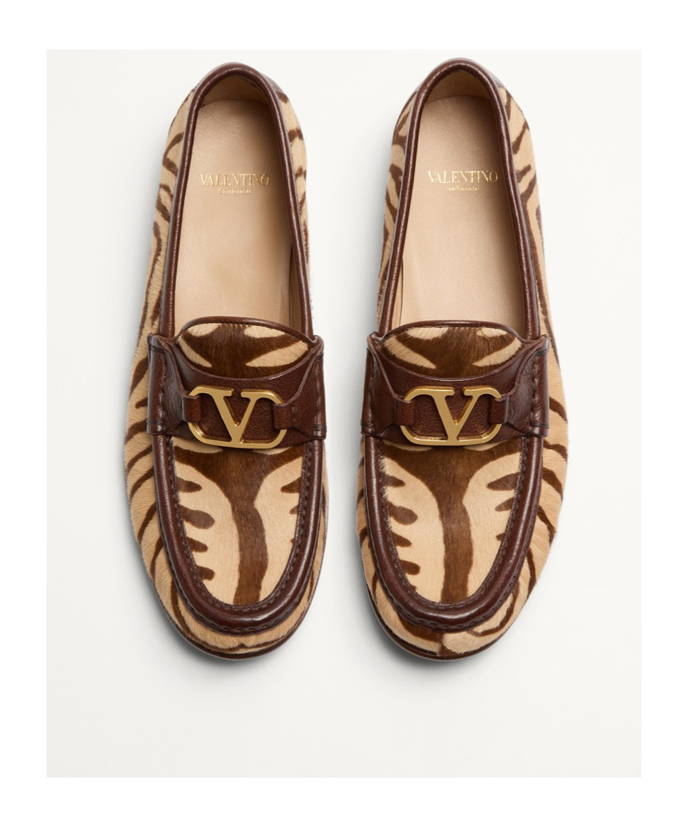 Valentino 20mm Vlogo Signature Loafers In Beige Milo/bark Brown