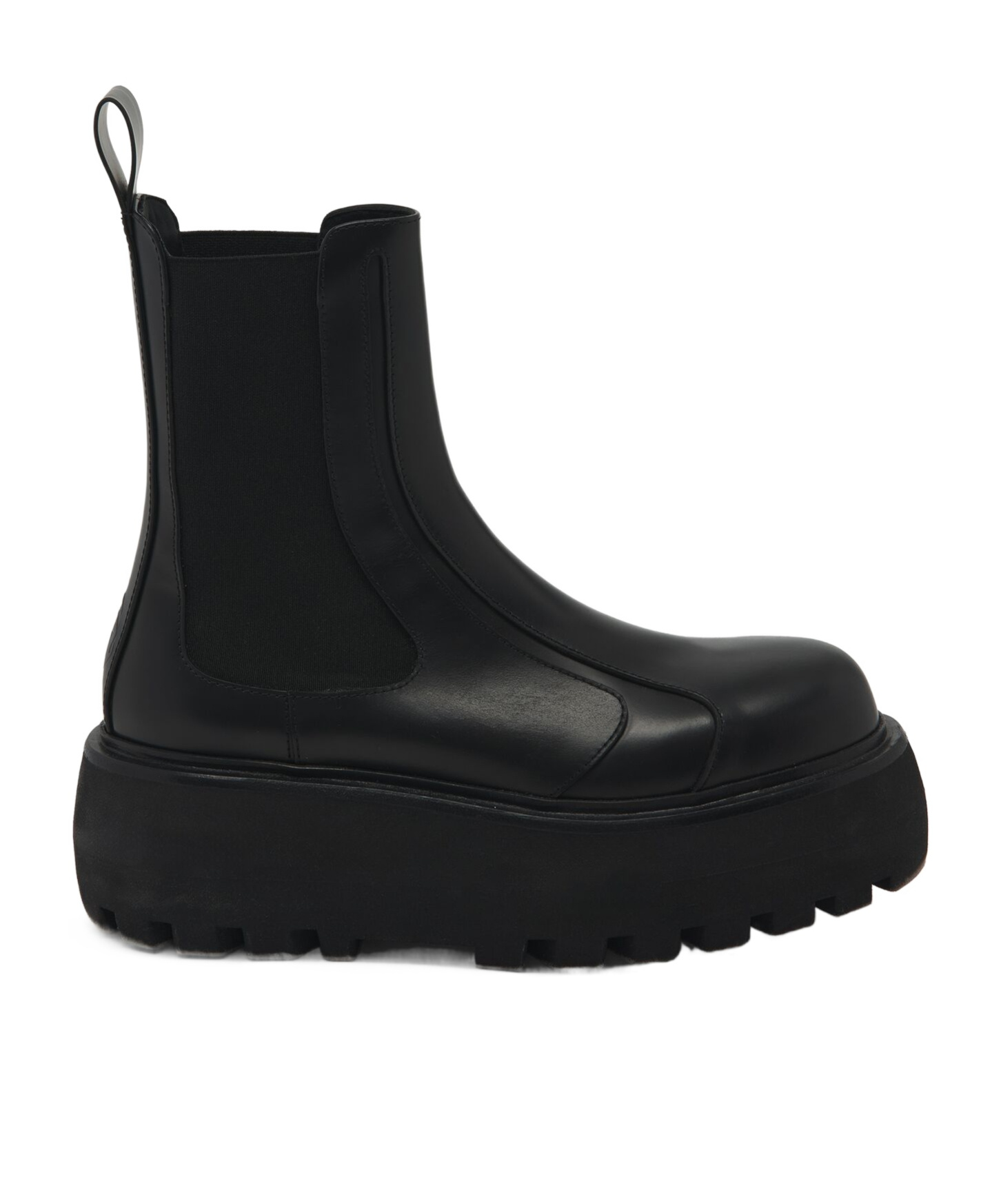 Alexander Mcqueen Black Glossy Leather Ankle Boots With Tank Sole In Black