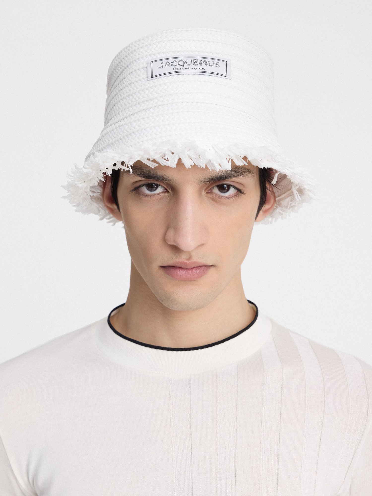 JACQUEMUS JACQUEMUS LOGO PATCH BUCKET HAT