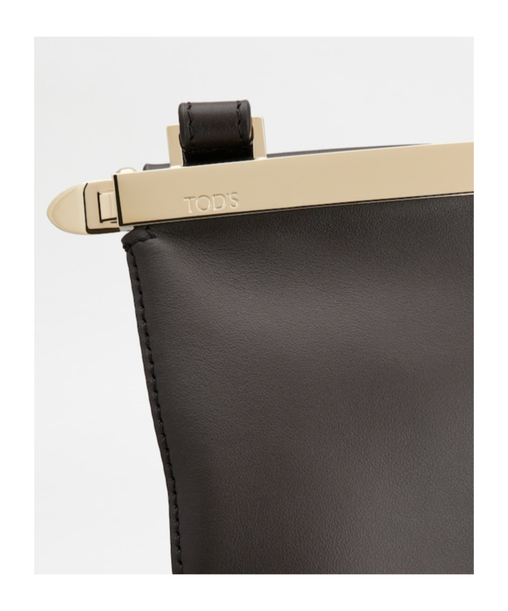 Tod's Small Bucket Bag In Black