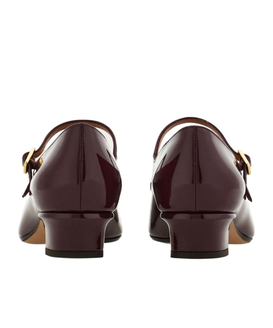 Ferragamo Mary Jane With Vara Bow In Black