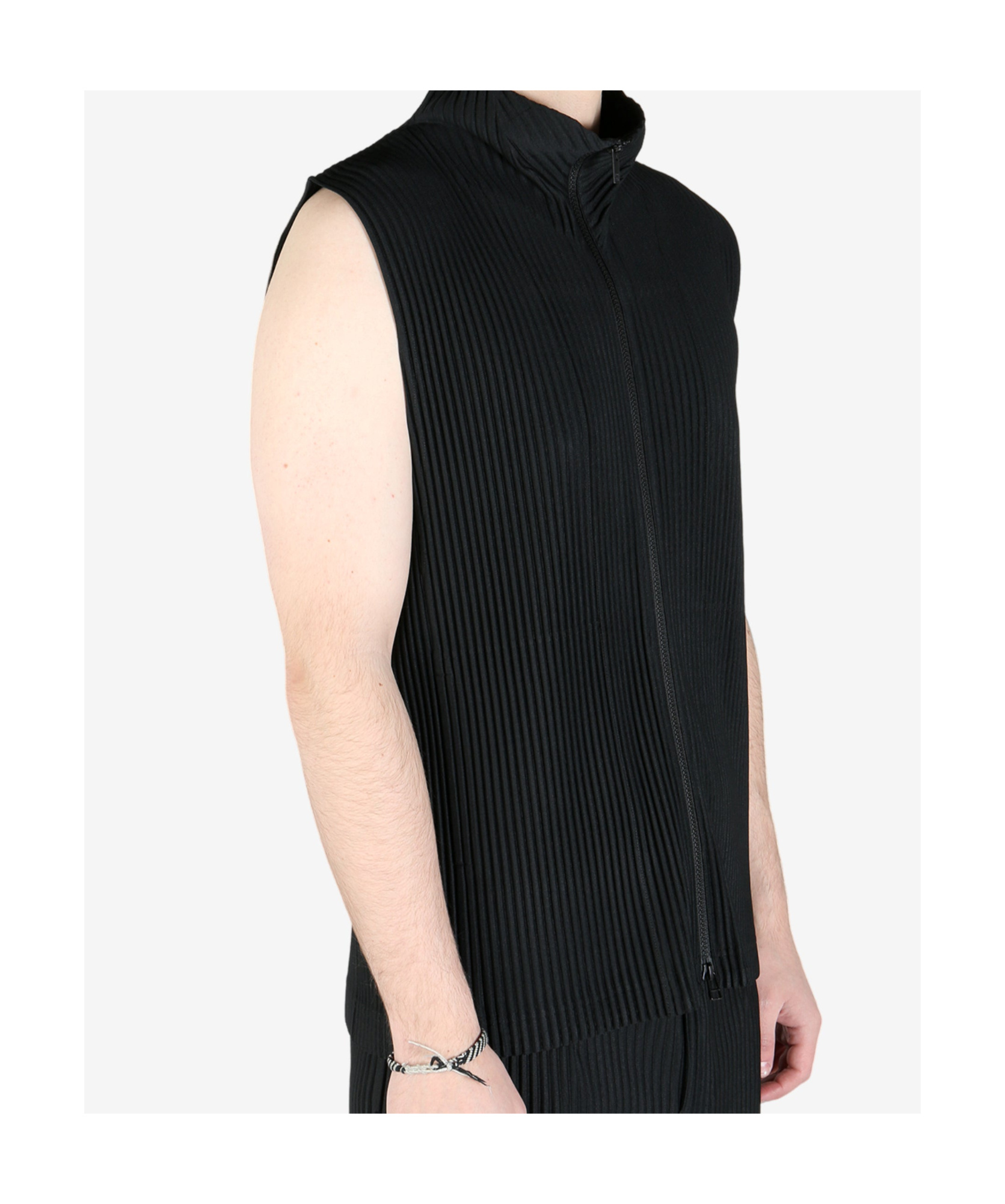 ISSEY MIYAKE PLEATED VEST