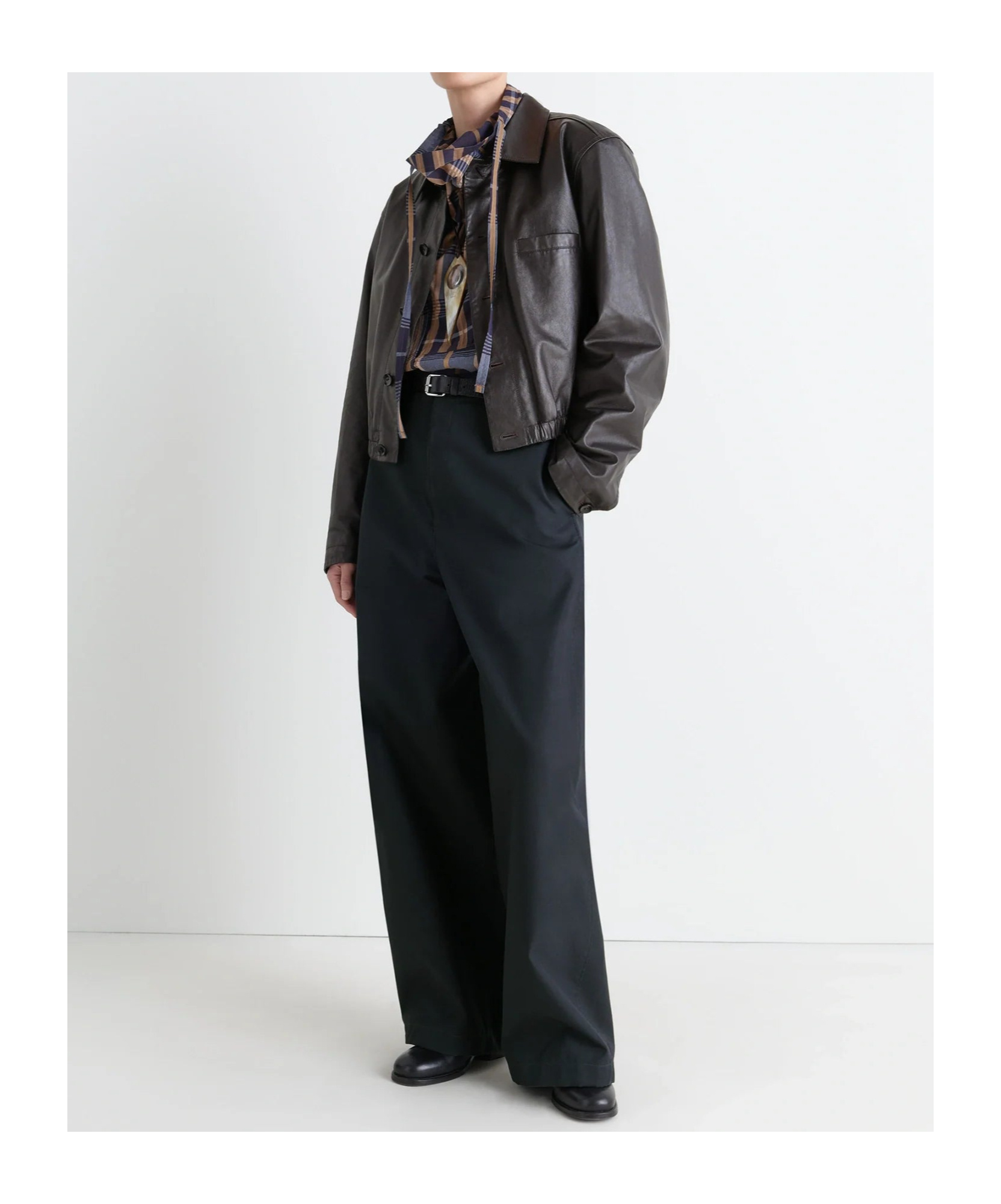 Lemaire Buttoned-up Elasticated Leather Jacket In Burgundy