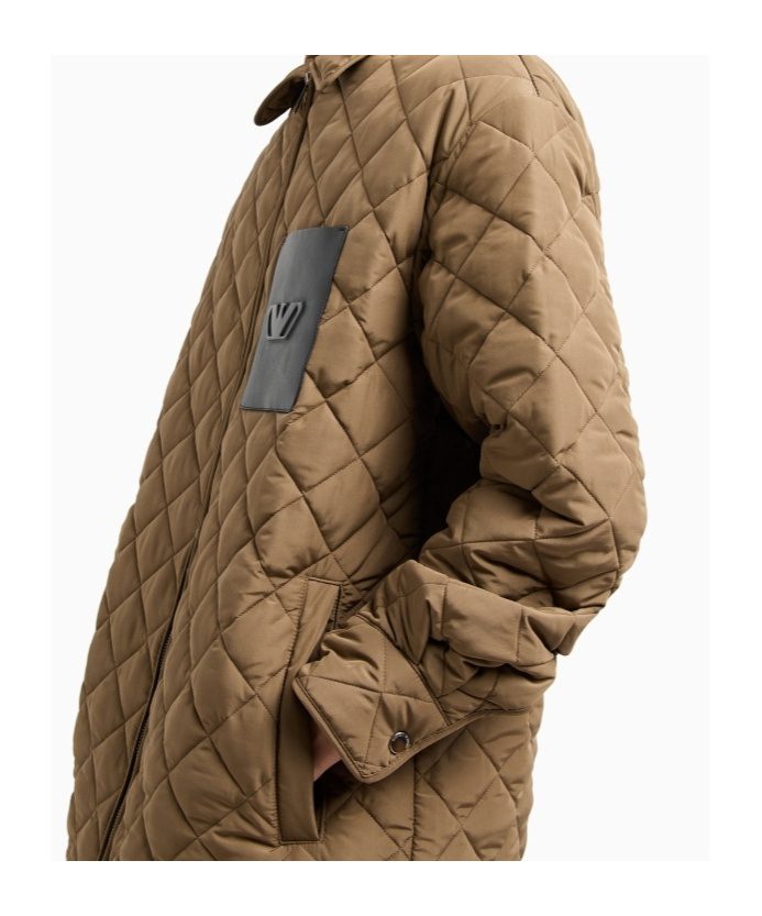 EMPORIO ARMANI LOGO-EMBOSSED QUILTED JACKET