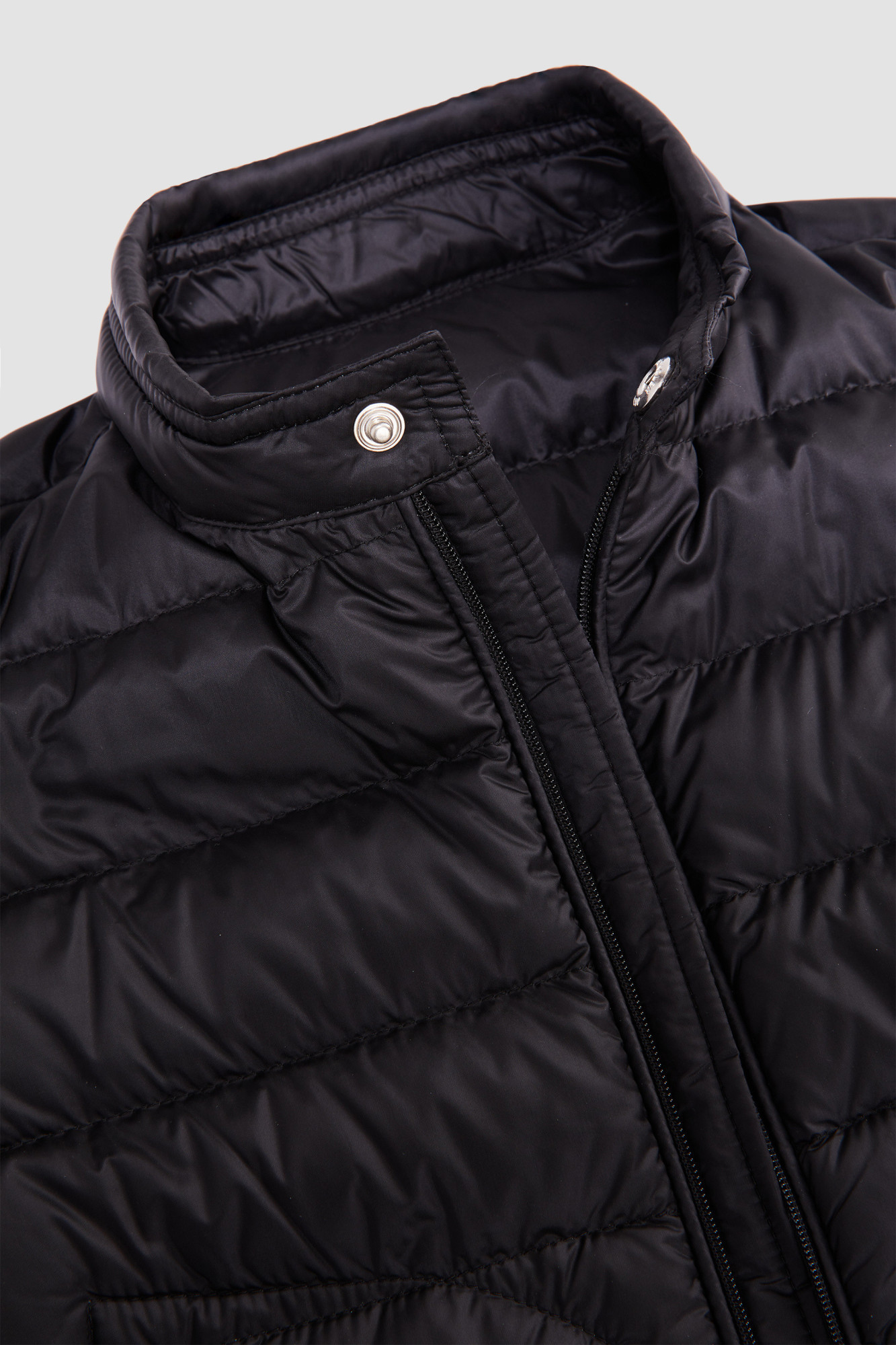 Moncler Long-sleeved Down Jacket In Black
