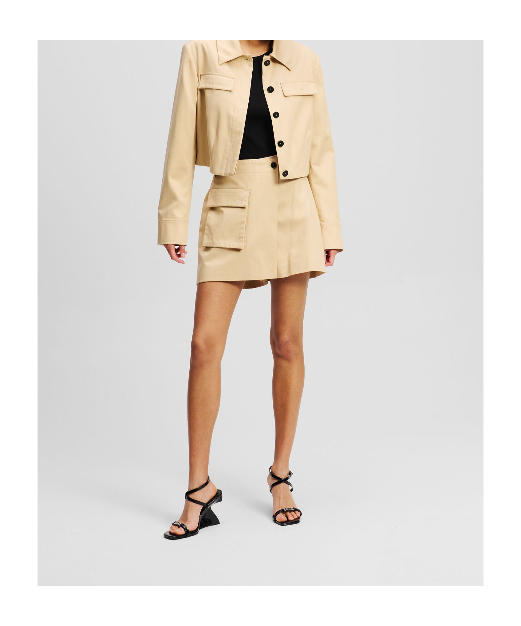 KARL LAGERFELD PATCH POCKET SKORT