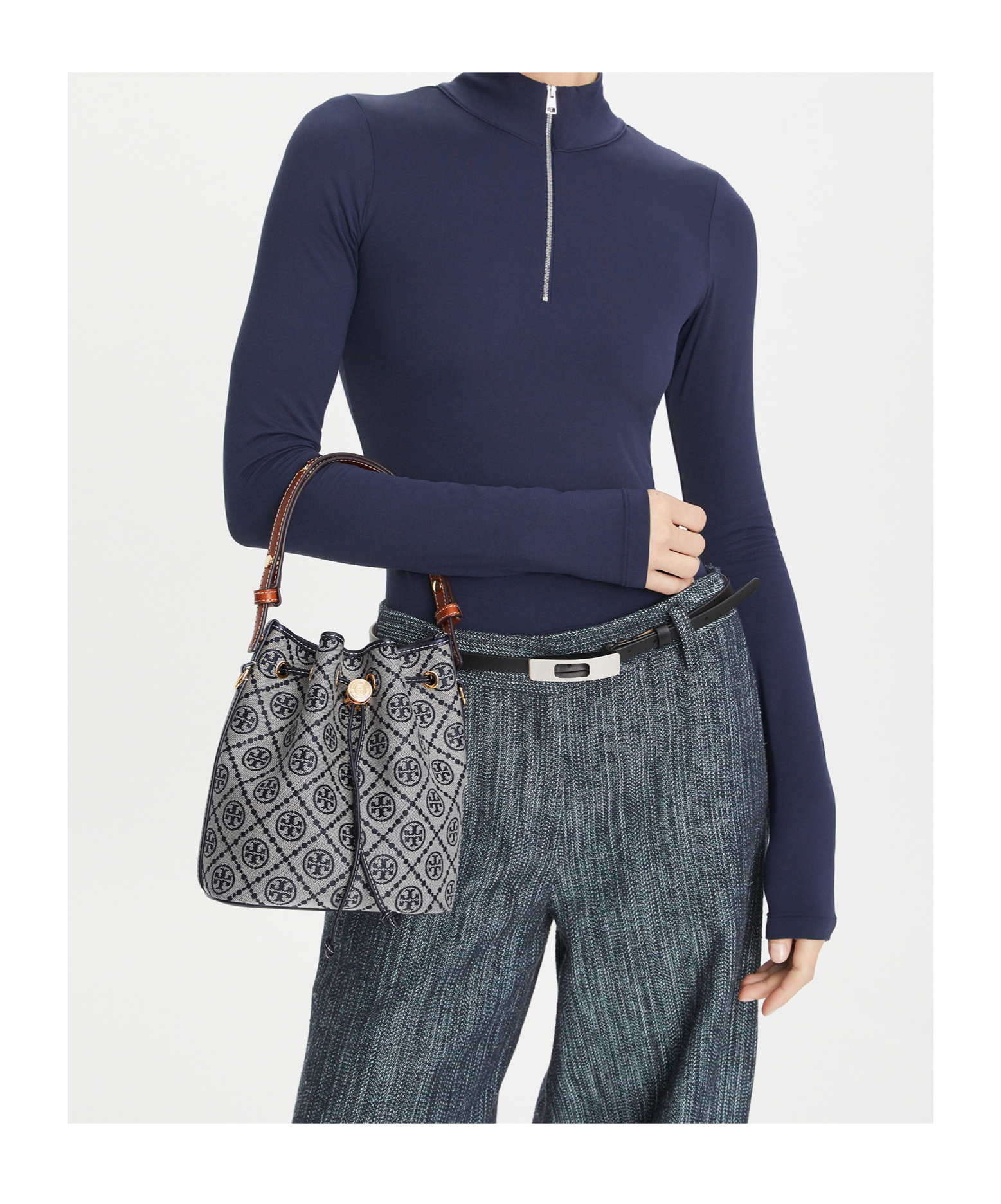 TORY BURCH T-MONOGRAM BUCKET BAG