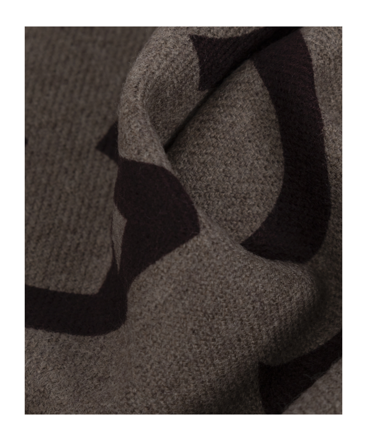 Ferragamo Monogram Wool Scarf In Black