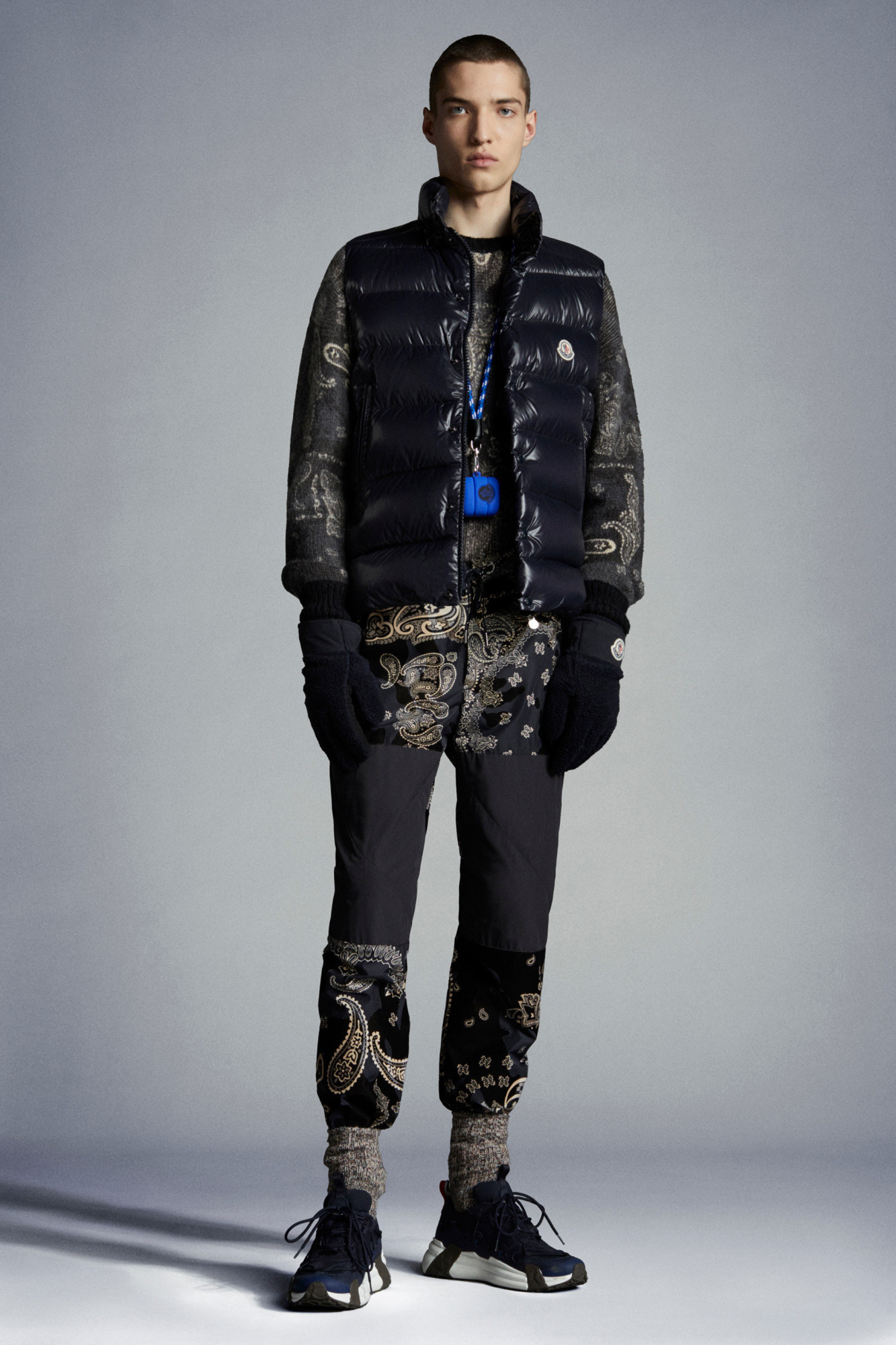 Moncler Sleeveless Puffer Jacket In Blue