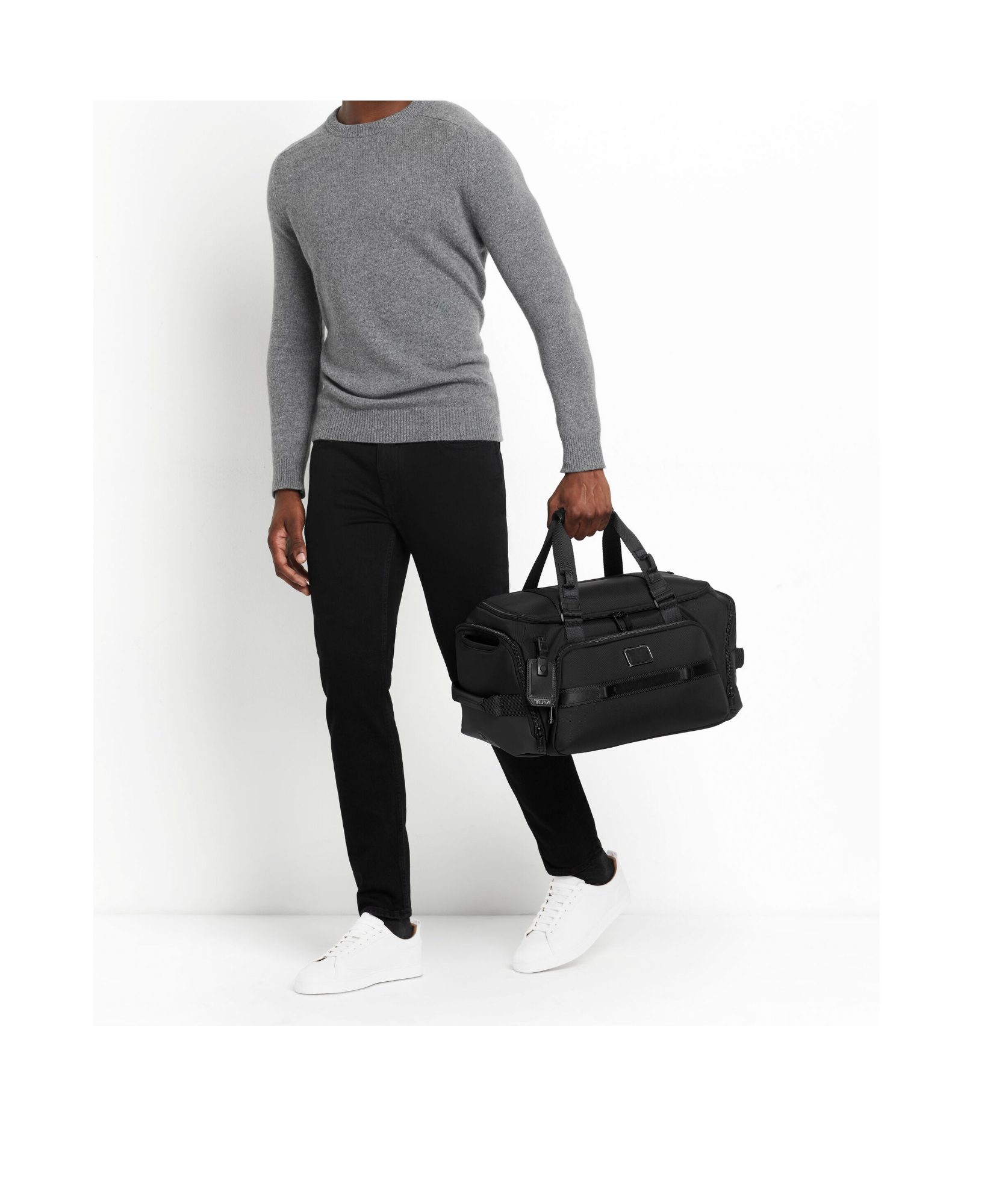 Tumi Logo Travel Bag In Black