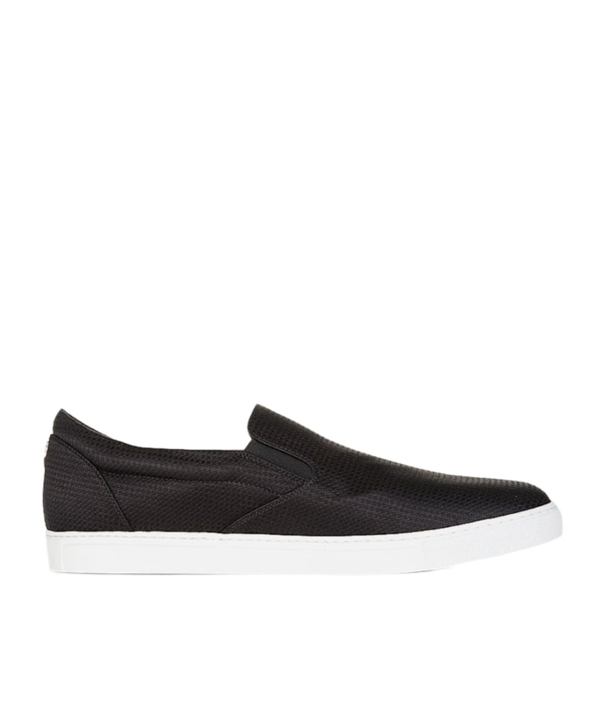 Dsquared2 Round Toe Low-top Casual Shoes In Black