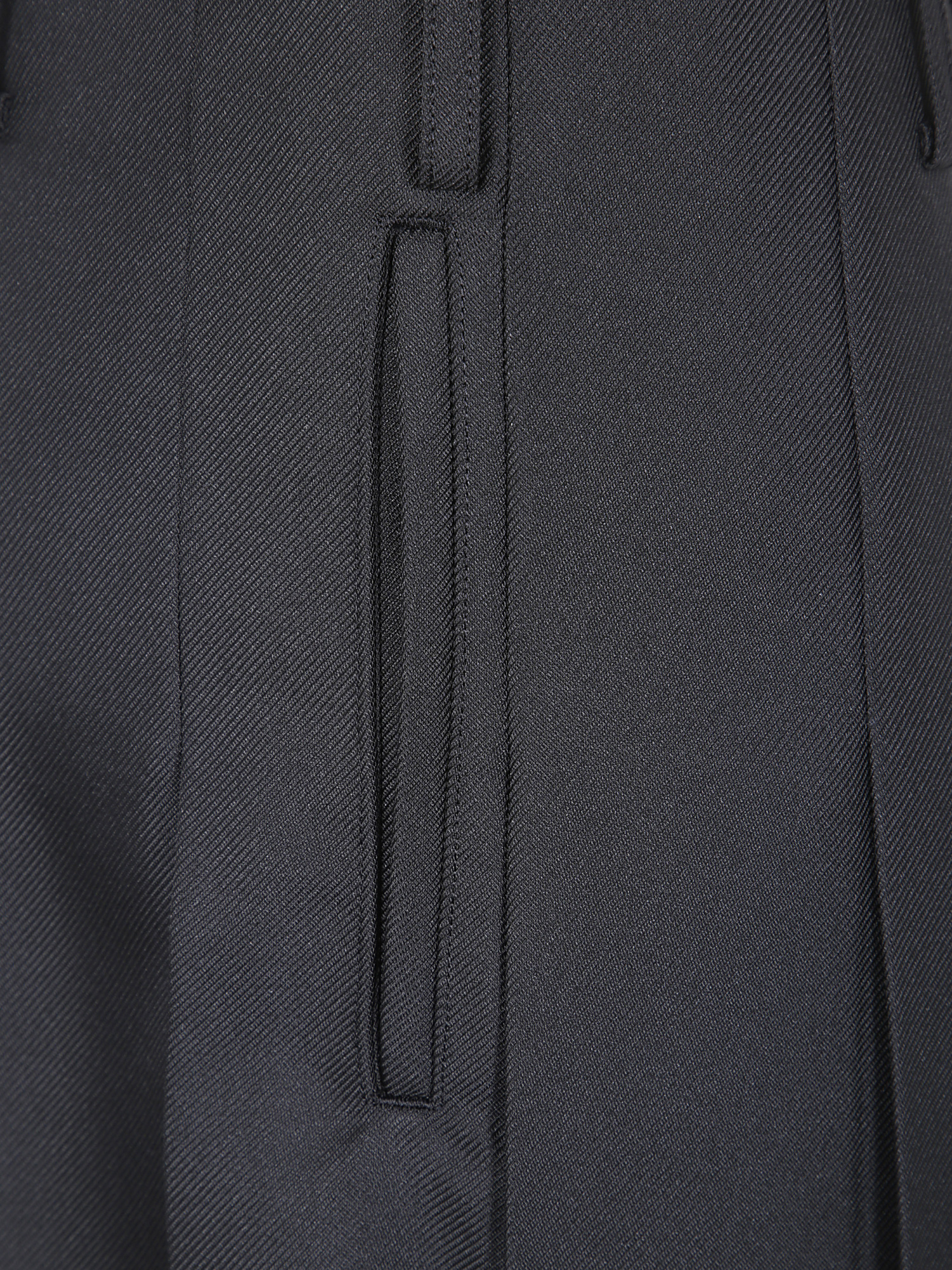 Comme Des Garçons Trousers With Pleated Design And Belt Loops In Black