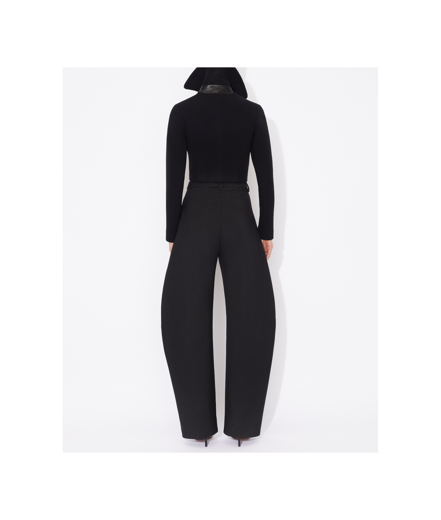 Alaïa Belt-loop Casual Pants In Black