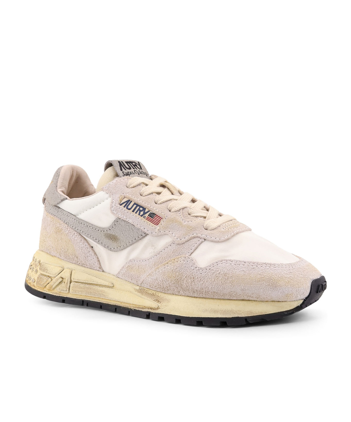Autry Lace-up Low-cut Casual Shoes In Nude