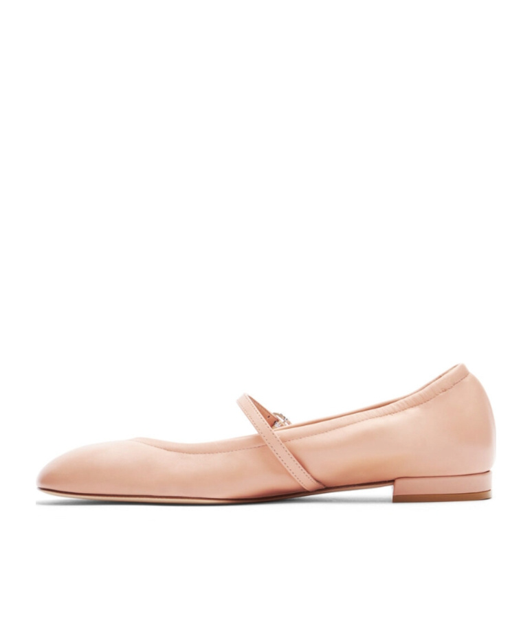 Stuart Weitzman Claris Ballet Flats In Nude