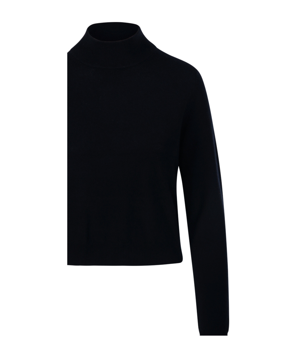 Allude Turtleneck Cashmere Sweater In Black