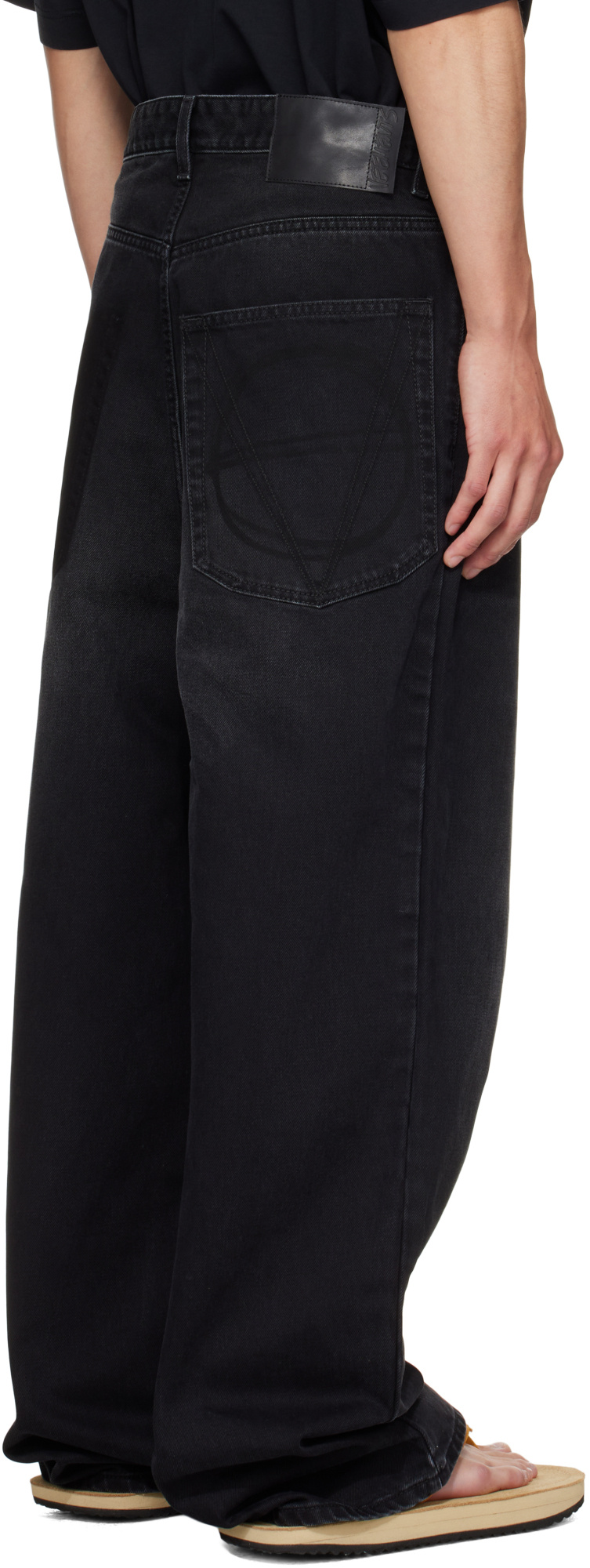Vetements Anarchy Painted Cropped Jeans In Black