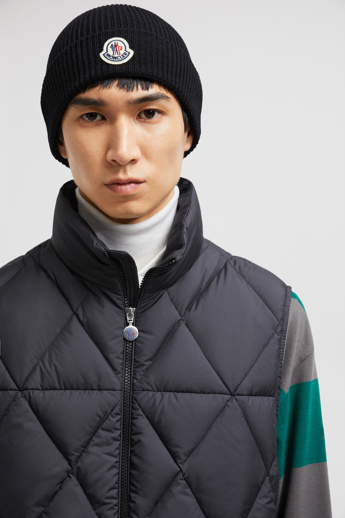 Moncler Logo Patch Beanie In Black