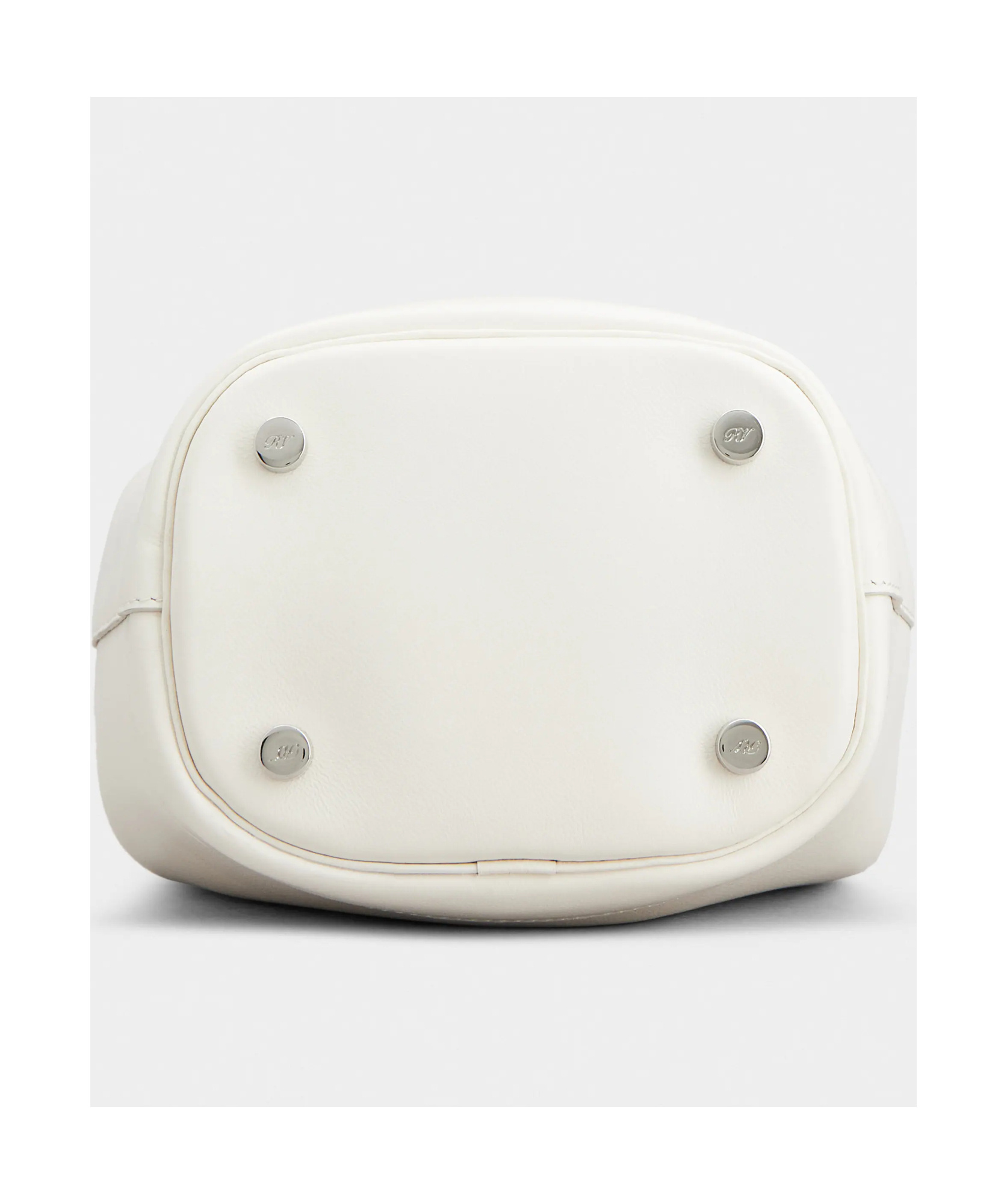 Roger Vivier Très Vivier Bucket Bag In Leather In White