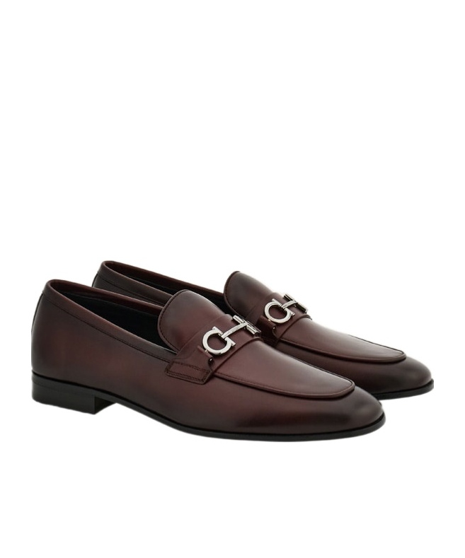 Ferragamo Gancini Embellished Loafers In Black