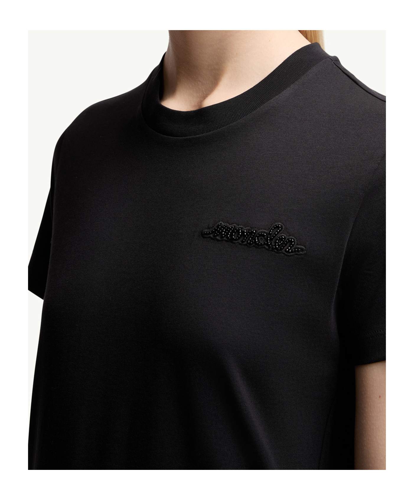 Moncler Round Neck Short Sleeve T-shirt In Black