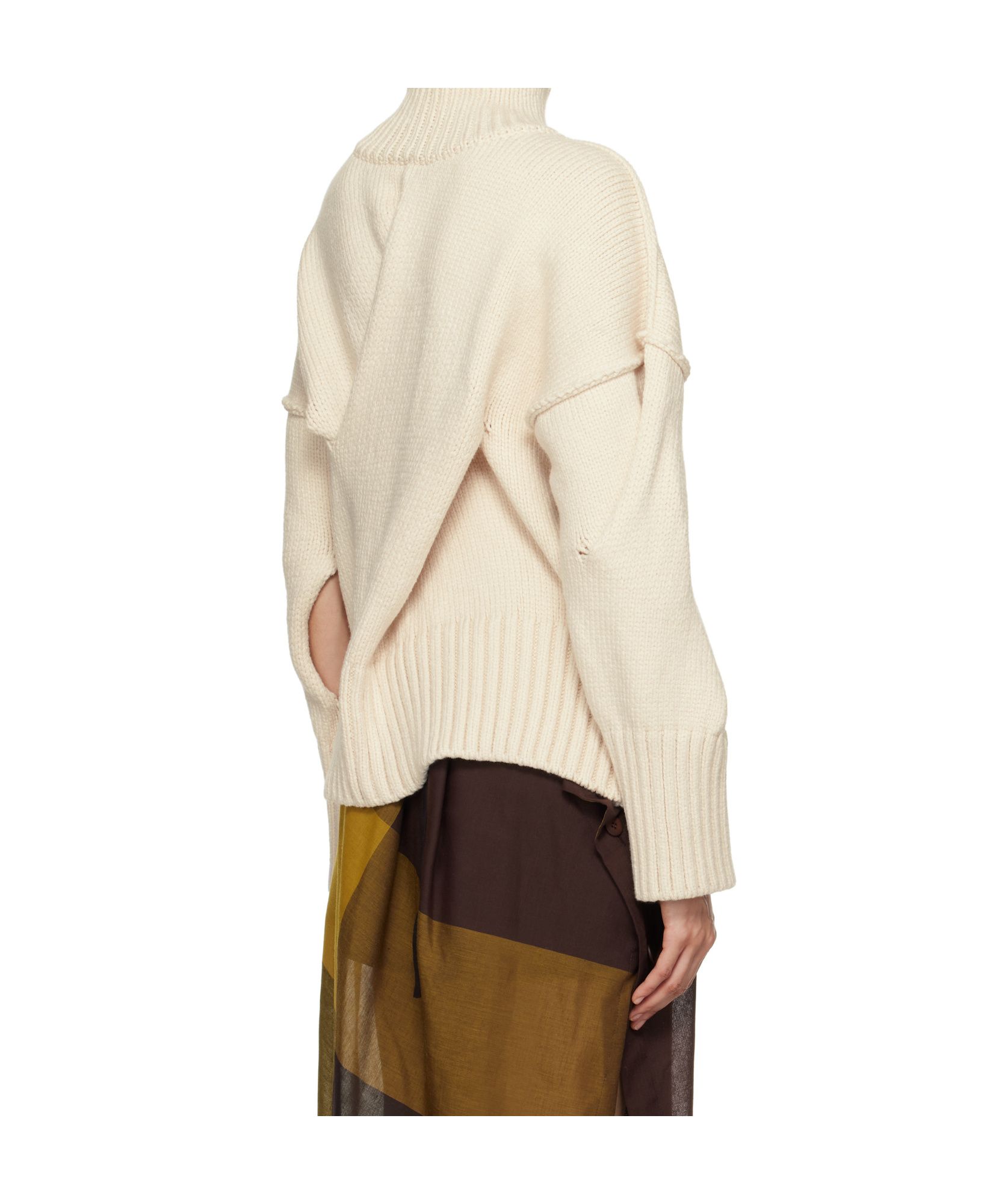 Issey Miyake Off-white Brobdingnag Turtleneck In Nude