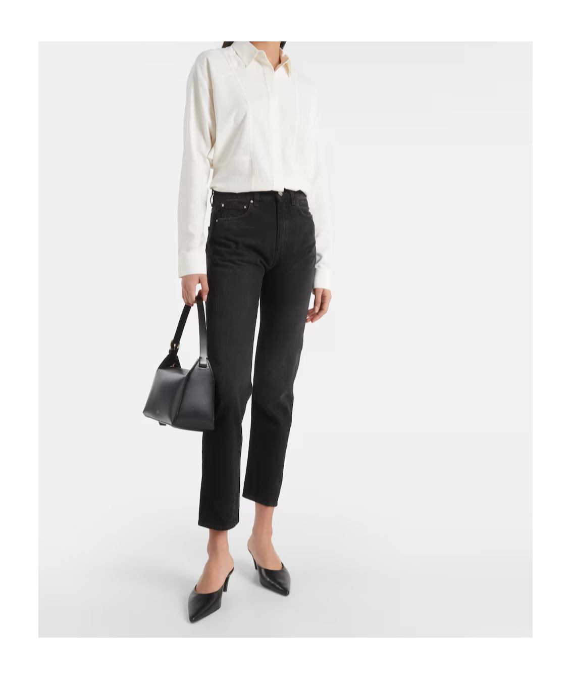 Totême Mid-rise Cropped Jeans In Black