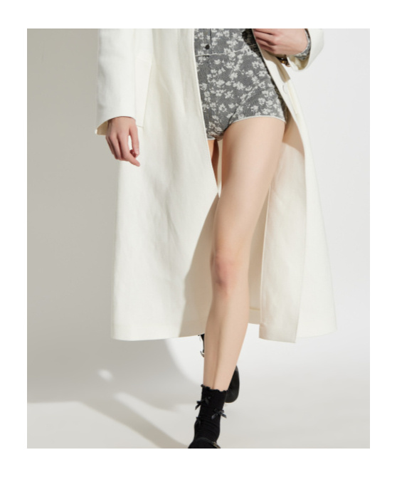 Fendi Floral Motif Lace Shorts In Grey