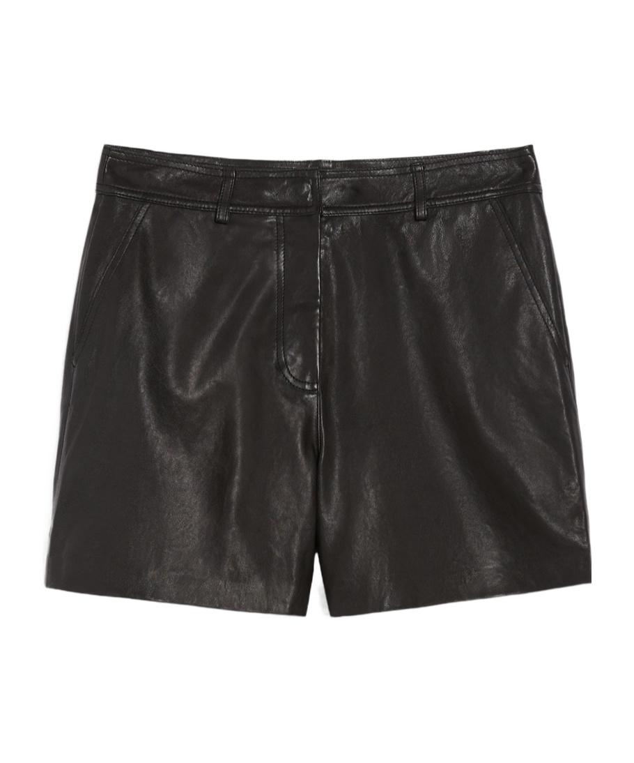 Weekend Max Mara Belt-loop Shorts In Black