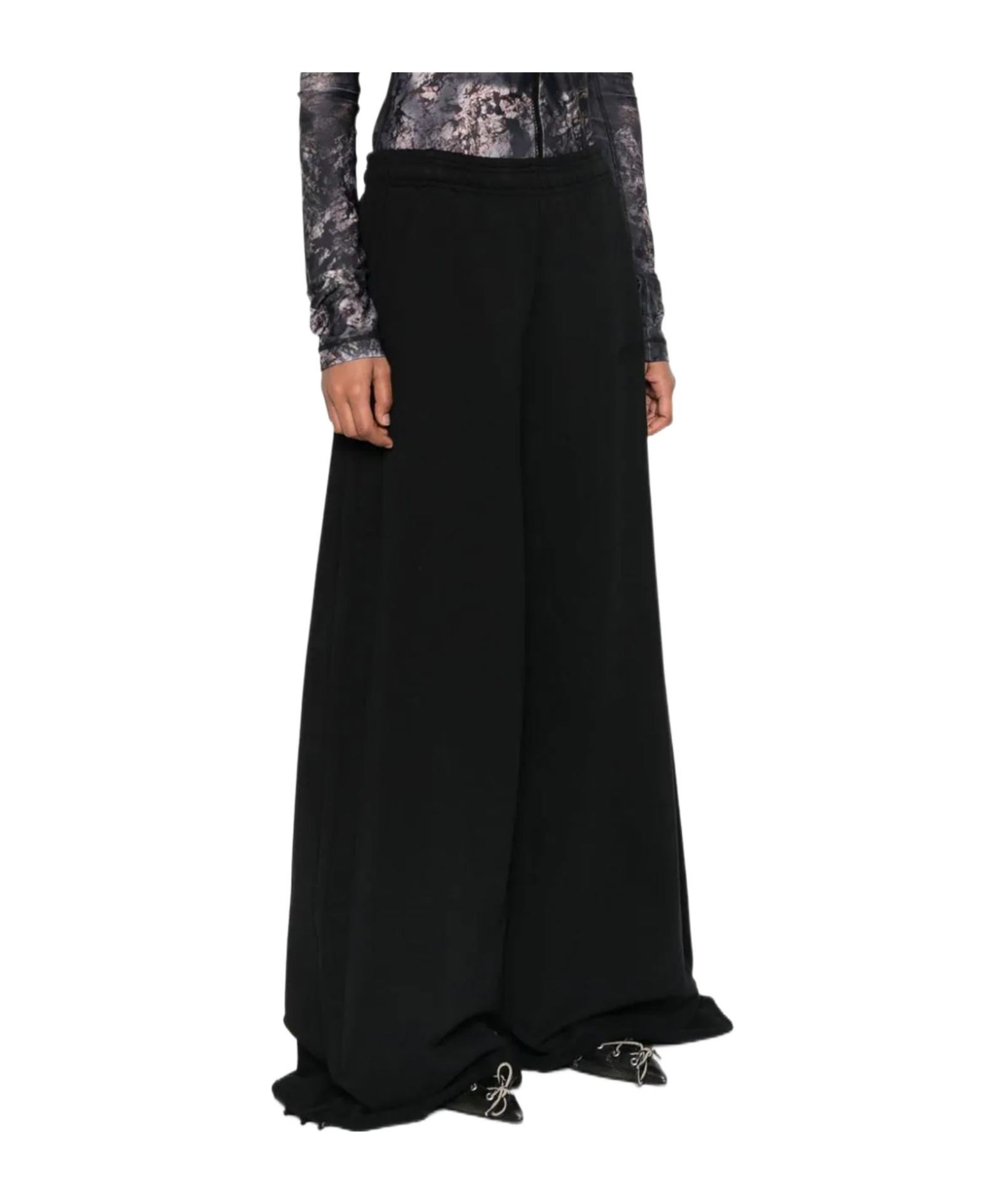VETEMENTS VETEMENTS LOGO EMBROIDERED WIDE LEG PANTS