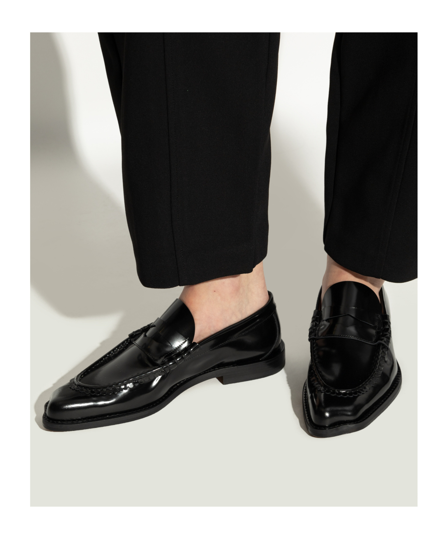 Vivienne Westwood Coin Leather Loafers In Black