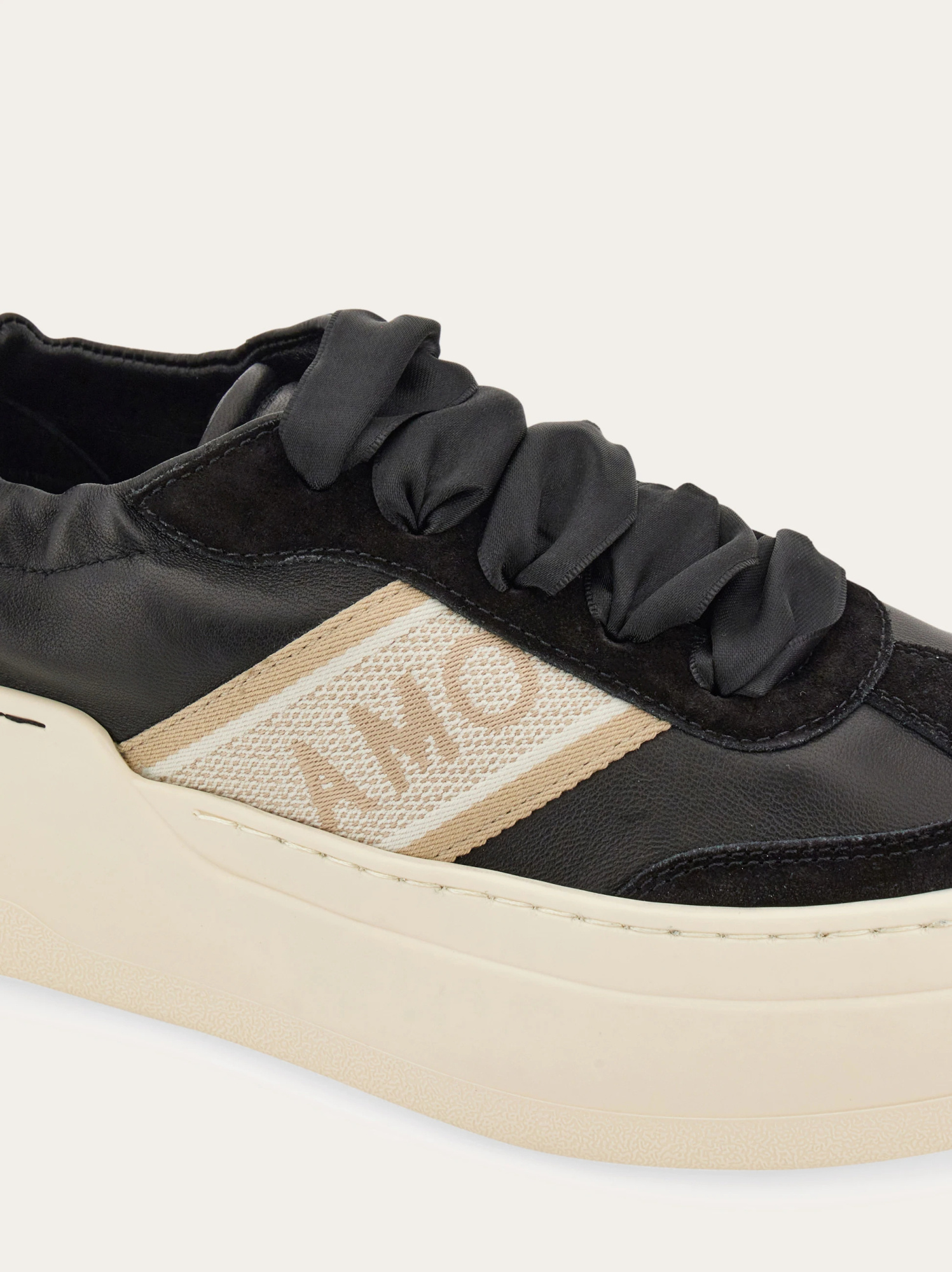 Ferragamo Black Sneakers With Platform Sole In Neutral