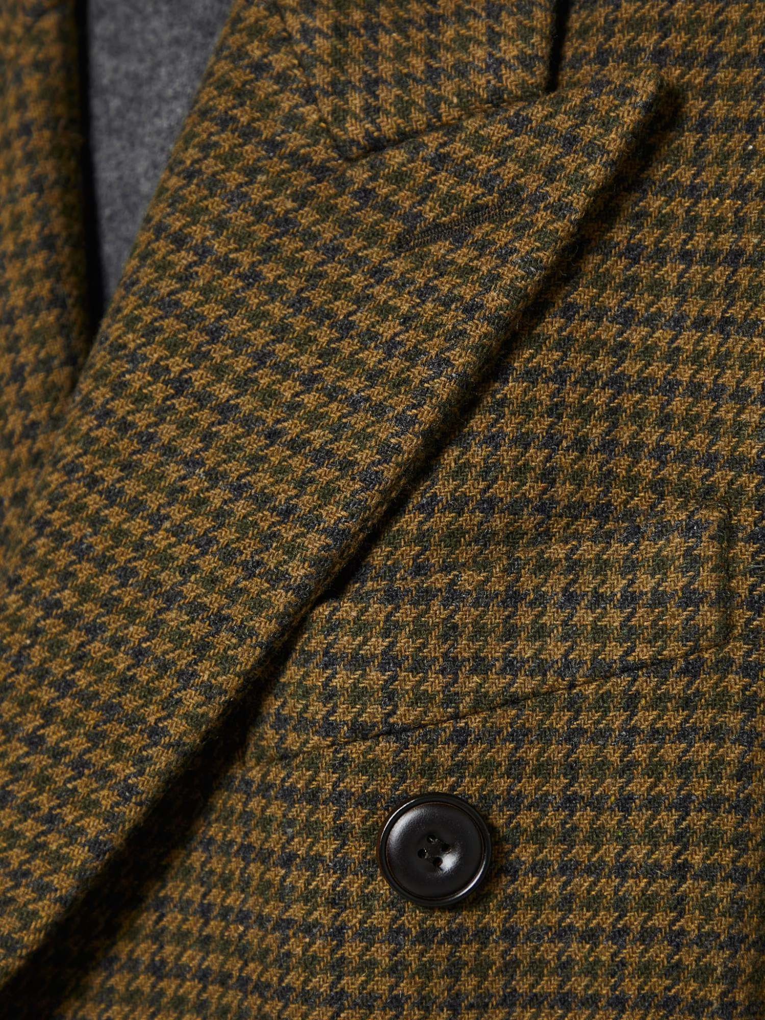 Acne Studios Double-breasted Houndstooth Coat In Brown
