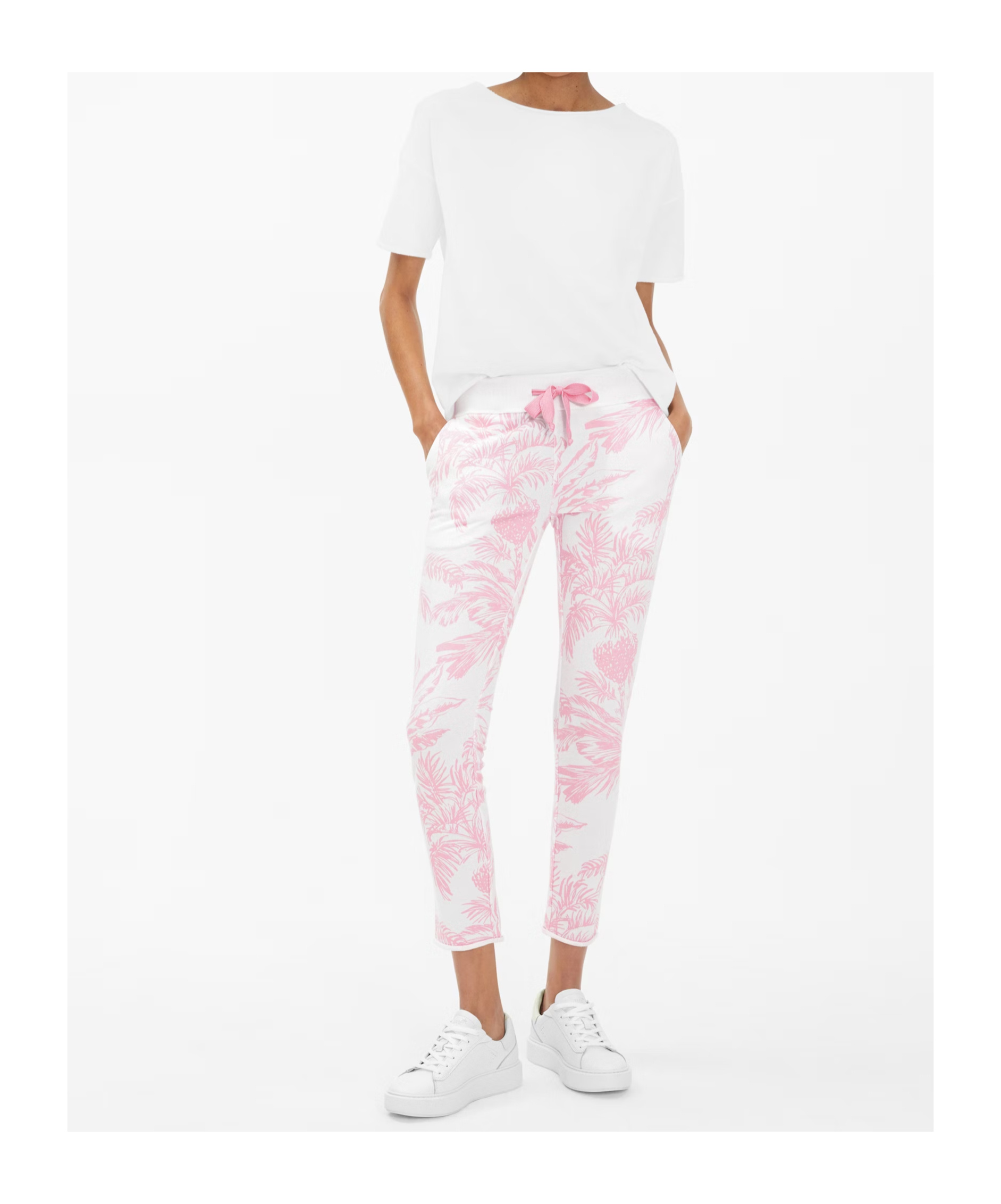 Juvia Drawstring Waist Sweatpants In Multi